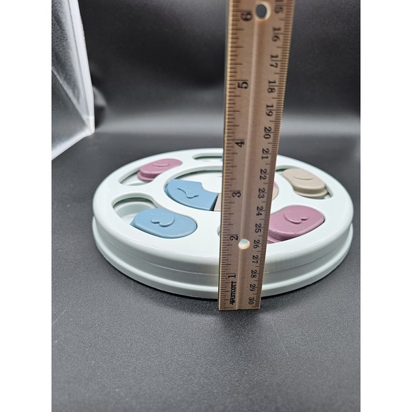 Sliding Door Dog Puzzle Toy Feeder - Picture 5 of 5